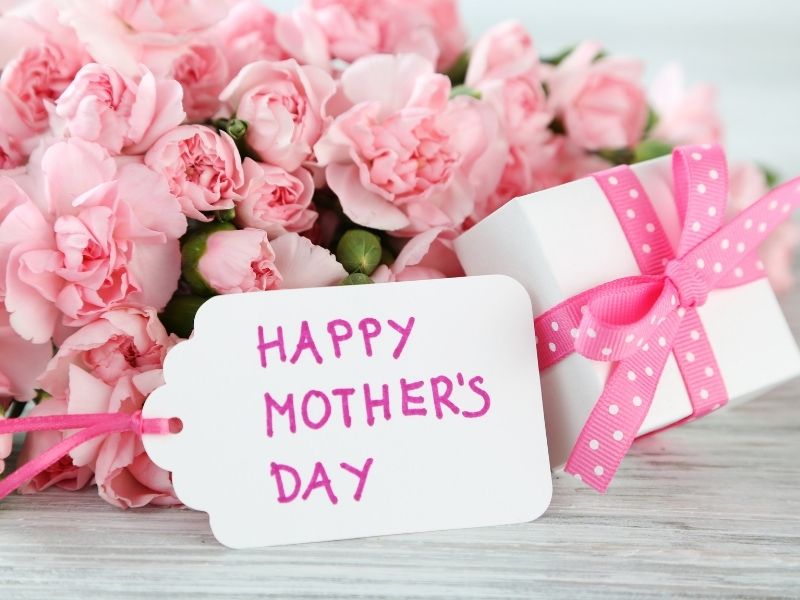 Why Celebrate Mother’s Day with a Flower Arrangement Date?